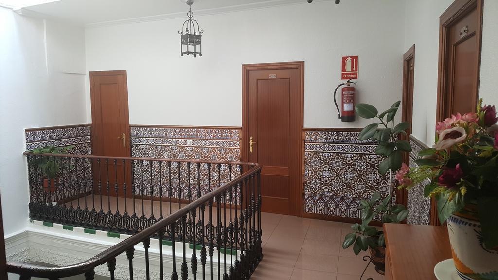Hostal Trajano Seville Exterior photo
